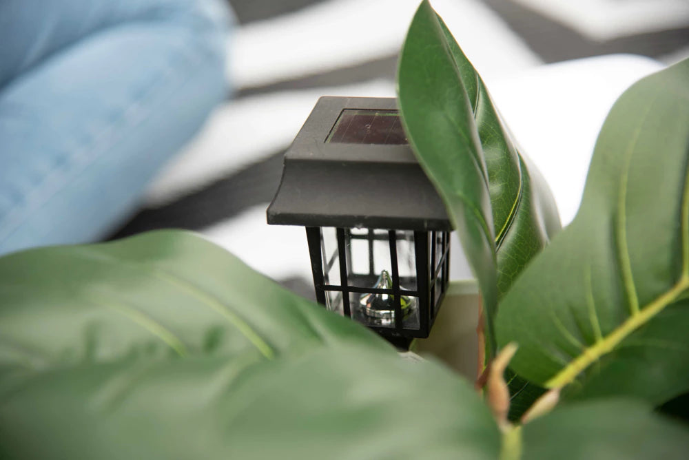 Luz de jardín solar cuadrada